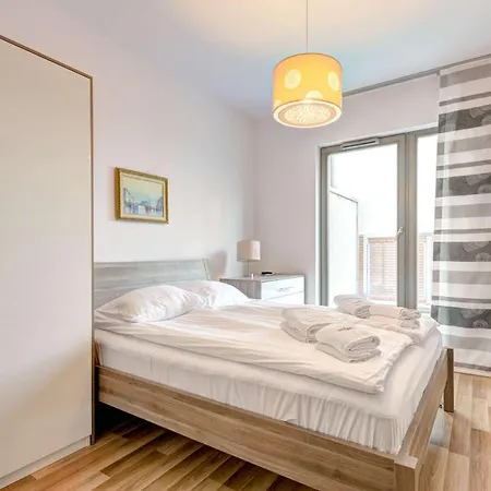 Waterlane Riverside - Spa, Pool, Gym & Parking By Downtown Gdansk